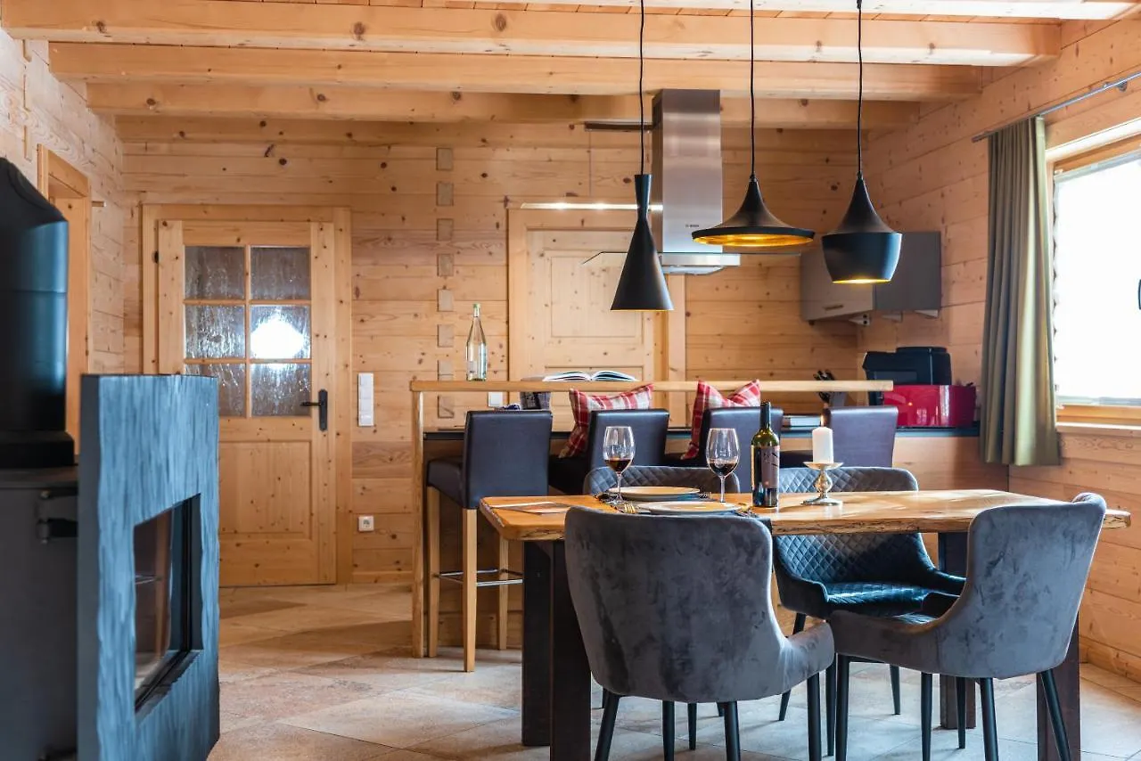 Chalets & Apartments Beim Waicher روهبولدنغ ألمانيا